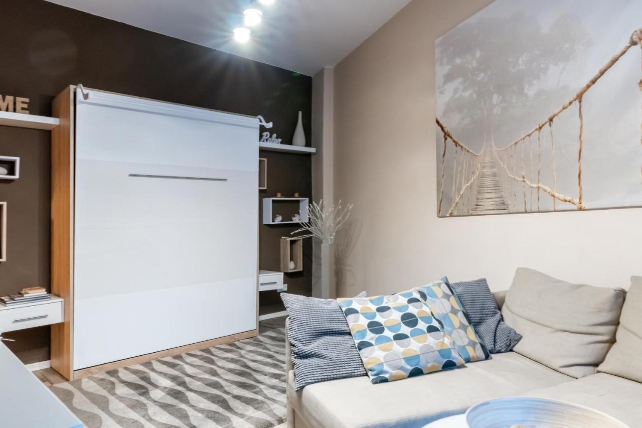 Upmarket Studio With Balcony In Friedrichshain Lejlighed Berlin Eksteriør billede